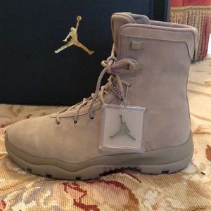 jordan future boots tan